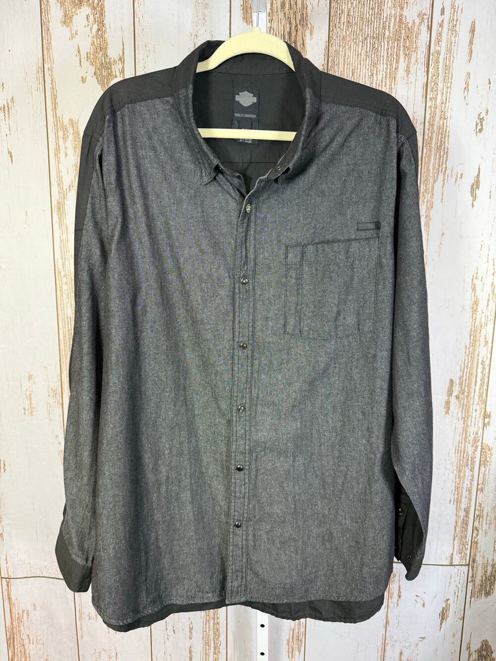 Harley Davidson Motor Cycles. 100% Cotton Dark Grey Button Up. Size 2XL